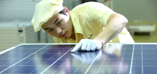 Einige chinesische Hersteller halten Umwelt- und Sozialstandards besser ein als die europäische oder amerikanische Konkurrenz. Pauschale Aussagen über die Produktionsbedingungen in eine Land sind nicht möglich.