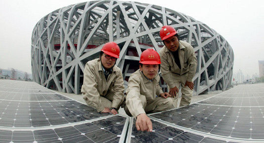 Im vergangenen Quartal kam die Hälfte aller weltweit verkaufen Solarmodule aus China. - © Suntech

