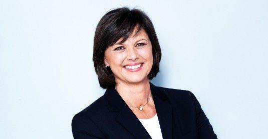 Ilse Aigner hat keine Scheu, sich mit ihrem Partei- und Kabinettschef anzulegen und einen sinvollen Debattenbeitrag zu liefern. Die Idee einer kreditfinanzierten Energiewende greift aber zu kurz.