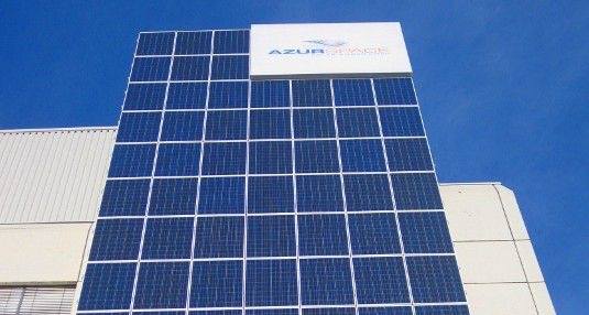 Die Anlage am Bürogebäude von Azur Space Solar Power leistet "nur" 17 Kilowatt. Sie ist auf den Verbrauch im Unternehmen abgestimmt.
