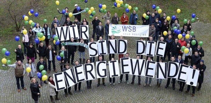 In Dresden setzten 75 Beschäftigte der WSB Unternehmensgruppe ein Zeichen für die Energiewende.