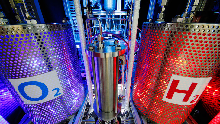Eine Power-to-Gas-Demonstrationsanlage. Wasserstoff hat eine besonders hohe Energiedichte.
