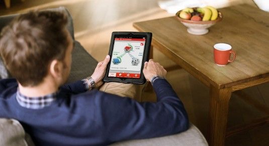 Wie jeder andere Solarmanager auch steuert die Software des Energieriesen den Stromverbrauch im Gebäude und zeigt die aktuelle Stromproduktion der Solaranlage auf dem Dach an.