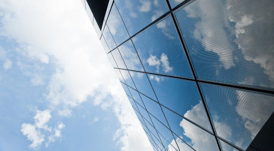 Längst sind die Hersteller von Dünnschichtmodulen dabei, die Effizienzen der polykristallinen Konkurrenz zu knacken.