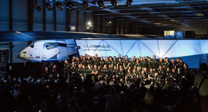 Offizielle Präsentation der neuen Solar Impulse in Payerne. Im Mai beginnen die Testflüge, 2015 soll es dann einmal um die Welt gehen. - © Solar Impulse
