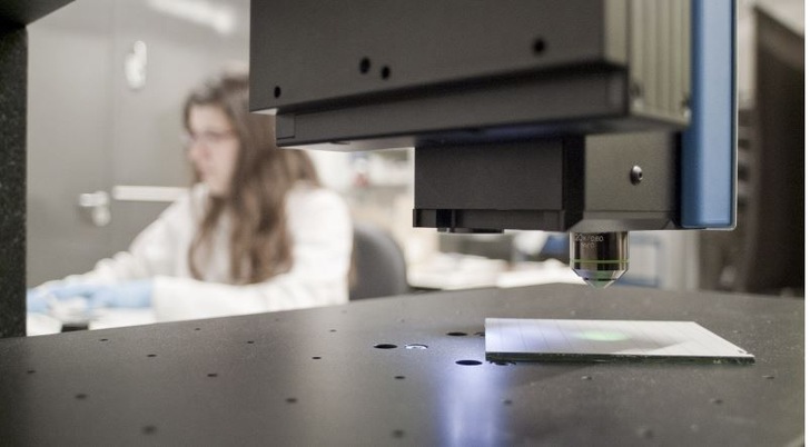 Das Ziel vor Augen: 25 Eurocent soll das CdTe-Modul mal kosten.