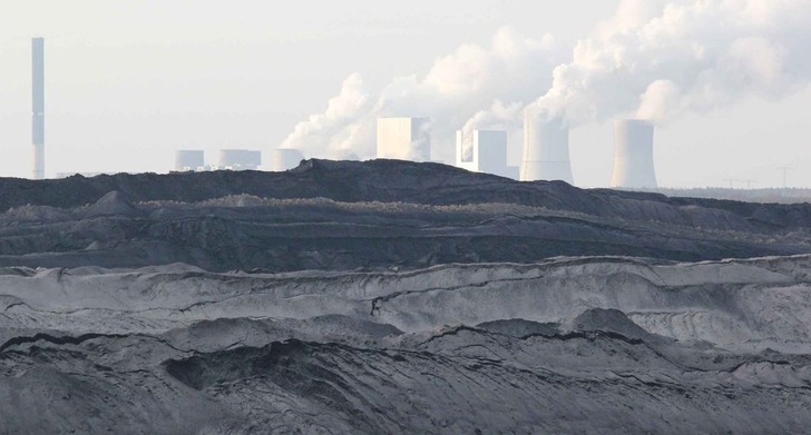 Keine Mondlandschaft, aber optisch nah dran. - © Julian Nitzsche, Pixelio.de
