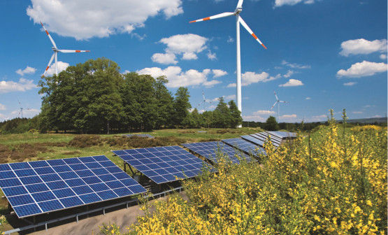 Zur Integration von Strom aus Photovoltaik- und Windkraftanlagen in Netz sind Stromspeicher noch längst nicht nötig. - © Juwi
