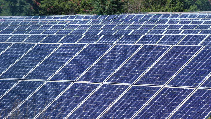 2014: Mehr Sonnenstrom aus der Steckdose.