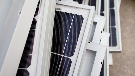 Über einen Abholservice hat PV Cycle bisher etwa 150 Tonnen Altmodule in den Niederlanden eingesammelt.