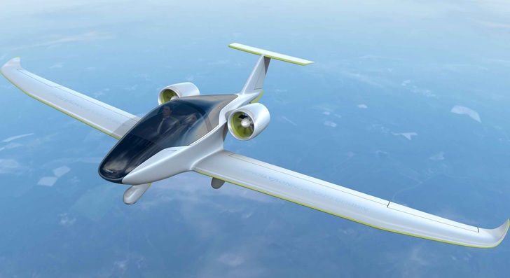 500 Kilogramm wiegt der kleine Stromsegler.