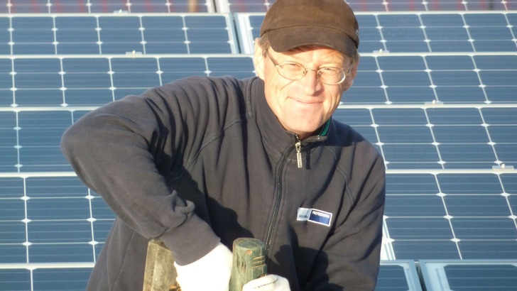 Armin Stickler von der Firma Regiosol Solartechnik aus Filderstadt ist Installationspartner von Baywa r.e.