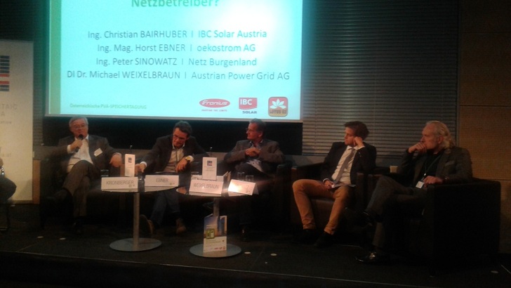 "Strom ist die einzige Form der Energie, die wir komplett sauber herstellen können und wir werden künftig wesentlich mehr Strom verbrauchen", prognostiziert Hans Kronberger, Präsident von PV Austria. "Der Strom wird 2030 einen Anteil von 35 Prozent am gesamten Energieverbrauch haben." Wenn das mit Erneuerbaren gehen soll, führt kein Weg an Spechern vorbei.