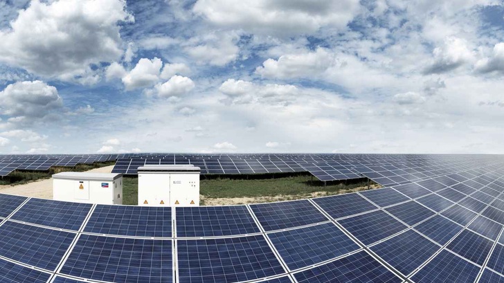 Acht Cent pro Kilowattstunde bringt ein Solarpark in der dritten Ausschreibungsrunde. - © SMA
