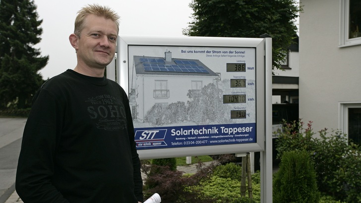 Jörg Tappeser will mehr Photovoltaik mit BHKW uns Stromspeichern bauen. - © Solartechnik Tappeser
