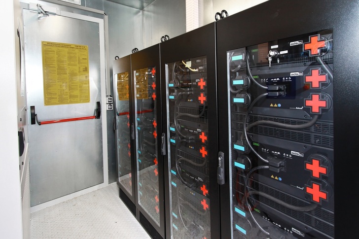 Stromspeicher treiben den Photovoltaikmarkt, aber transparente Marktzahlen sind bislang kaum verfügbar.