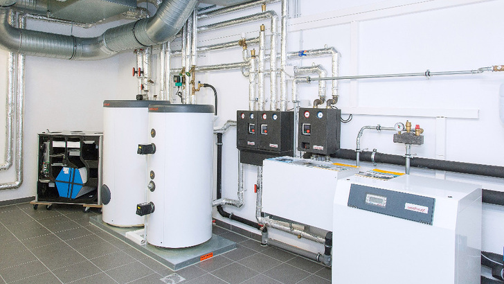 Für dei Effizienz einer Wärmepumpenheizung und damit die Energieeinsparung spielt die Auslegung der Hydraulik eine entscheidende Rolle. - © Bundesverband Wärmepumpe
