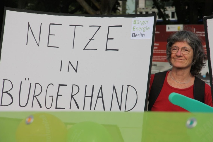 Nach dem Ende der Groko in Berlin ist nun der Weg frei für ein kommunales Stadtwerk. - © Berliner Energietisch
