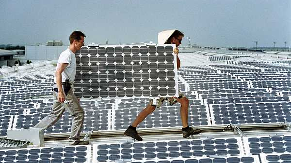 Ohne kompletten Umstieg auf erneuerbare Energien wird es nichts mit der Umsetzung der Klimaschutzziele, zu denen sich die Bundesregeirung verpflichtet hat.