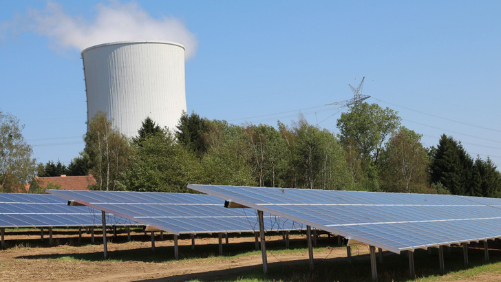 Das Saarland hängt bei der Ökostromerzeugung noch hinter den anderen Flächenländer her. Doch wenn Ökostrm, dann kommt er zum großen Teil aus Solaranlagen wie hier in Wellesweiler. - © Wirsol
