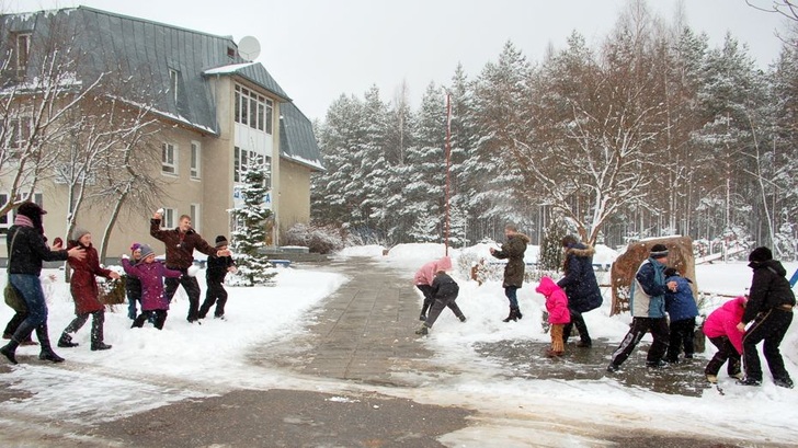 Knapp 5.000 Kindern bietet das Zentrum jedes Jahr Erholung. - © Nadeshda
 Knapp 5.000 Kindern bietet das Zentrum jedes Jahr Erholung.