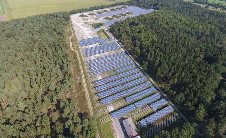 Die Module der 2012 errichteten Freiflächenanlage wurden komplett ersetzt. - © Winaico
 Die Module der 2012 errichteten Freiflächenanlage wurden komplett ersetzt.