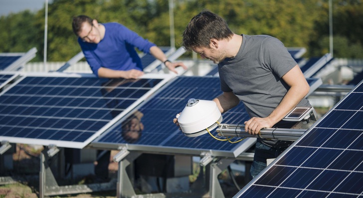 Fraunhofer CSP, Eon und ZAE Bayern werten umfangreiche Daten zum Betriebsverhalten von Solaranlagen aus. - © Fraunhofer CSP/Sven Döring
