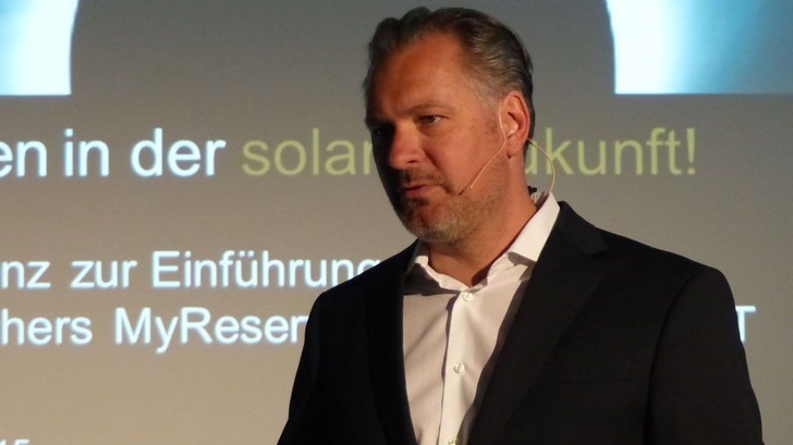 Solarwatt-Chef Detlef Neuhaus.