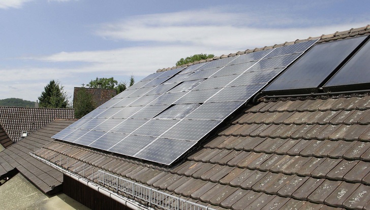 Hagelschaden an einer Aufdachanlage