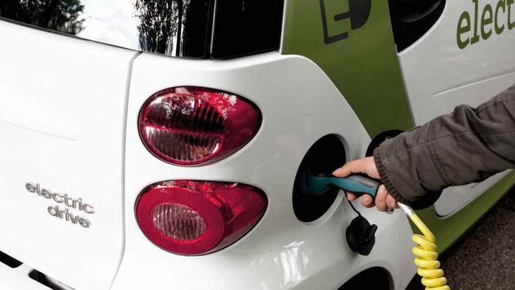 Auch der Vattenfall-Konzern will in den nächsten Jahren auf Stromer umsteigen. - © Vattenfall
 Auch der Vattenfall-Konzern will in den nächsten Jahren auf Stromer umsteigen.