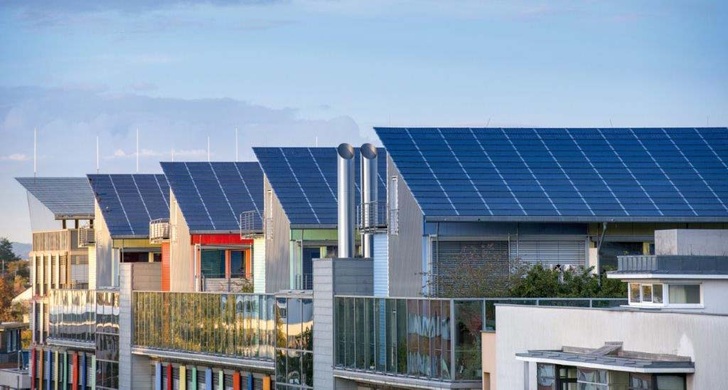 Photovoltaikstrom für Mietshäuser soll attraktiv werden. - © BSW Solar

