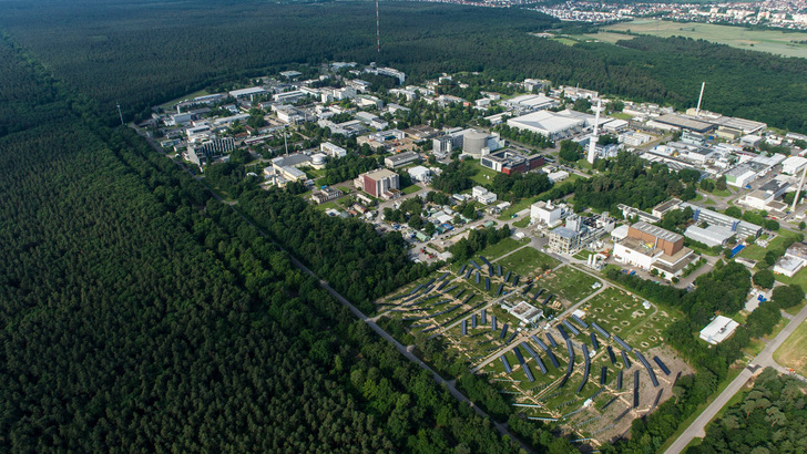 Das Herzstück der Infrastrukturplattform steht derzeit auf dem Campus des KIT. - © Markus Breig/KIT
