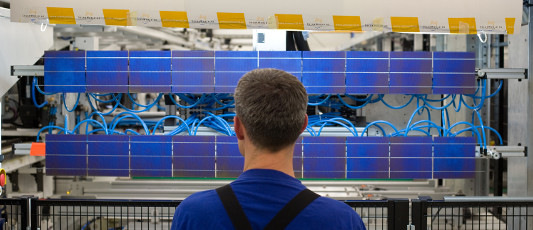 Wird bald der Vergangenenheit sein: Solar World produziert voraussichtlich spätestens im nächsten Jahr keine polykristallinen Module mehr. - © Solar World
