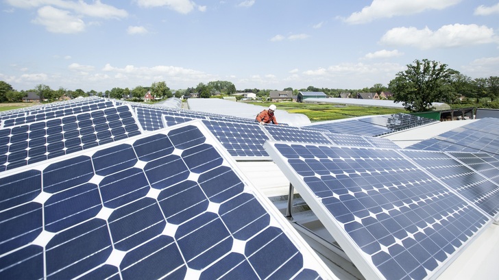 Viele Dächer in Deutschland sind noch ungenutzt, also ohne Photovoltaikanlage. - © Eon
