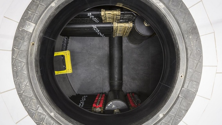 Merke: Besonders hohe Leistungen kann man erzielen, wenn sich die Wärmepumpe aus dem Grundwasser bedient.