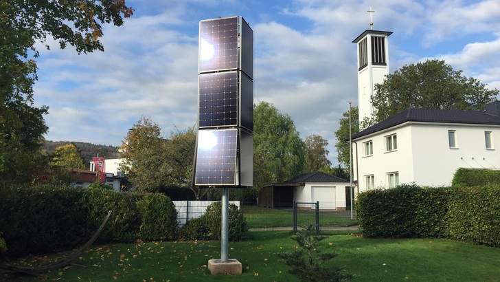 Dieser Turm passt in jeden Garten. - © HKW Solar Energiesysteme
