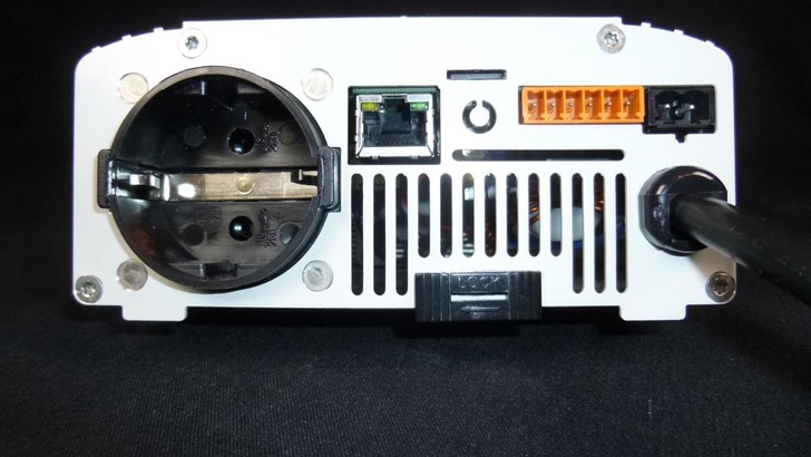 Der AC-Thor managt Überschuss und erhöht den Eigenverbrauch.