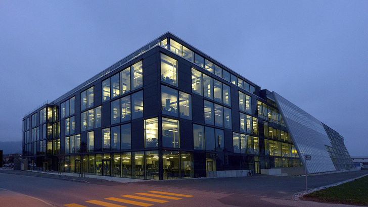 Meyer Burger trennt sich zwar von seiner Modulproduktion. Diese wird aber von 3S Solar Plus weitergeführt.