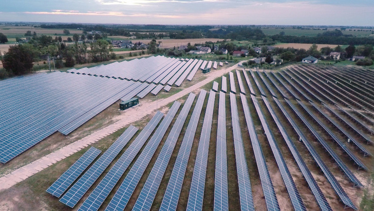 In Polen wurden lange Zeit vor allem große Solarkraftwerke gebaut. Diese sollen jetzt dort errichtet werden, wo der Strom auch verbraucht wird. - © Energa SA
