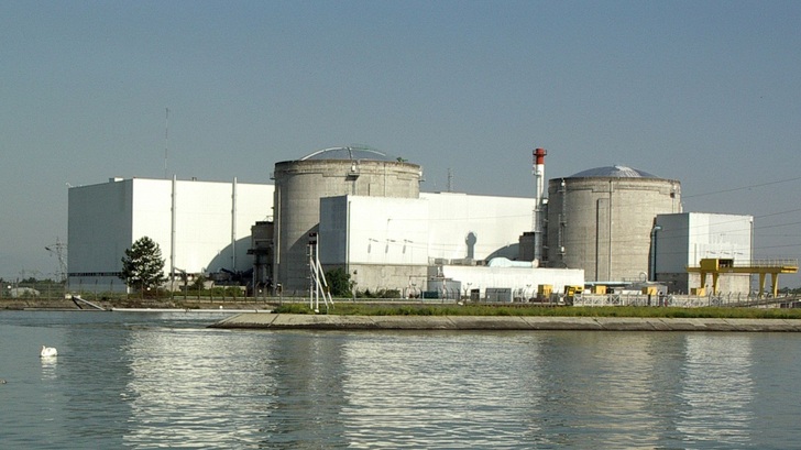 Das Atomkraftwerk in Fessenheim soll demnächst vom Netz gehen. - © Wikipedia/ Florival fr
