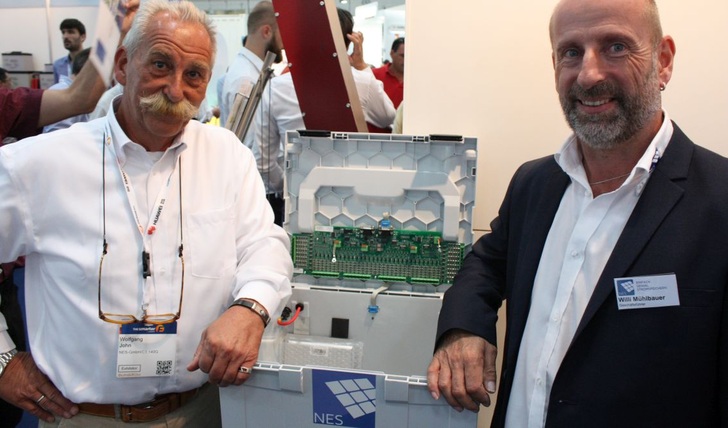 PV Guided Tours: Heimspeicheranbieter NES auf Köln. - © HS
 PV Guided Tours: Heimspeicheranbieter NES auf Köln.