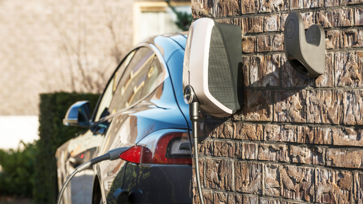 Die Angst vor langen Ladezeiten sind für drei Viertel der Bundesbürger ein Grund, nicht auf die Elektromobilität umzusteigen. Trotzdem wird sich der Markt kräftig entwickeln. - © EV Box
