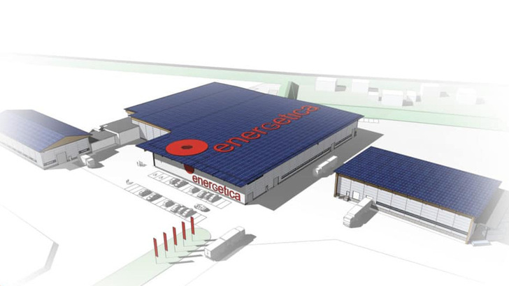 Der neue Standort von Energetica besteht aus drei Produktionshallen. Diese sind komplett mir Solarmodulen belegt. - © Energetica
