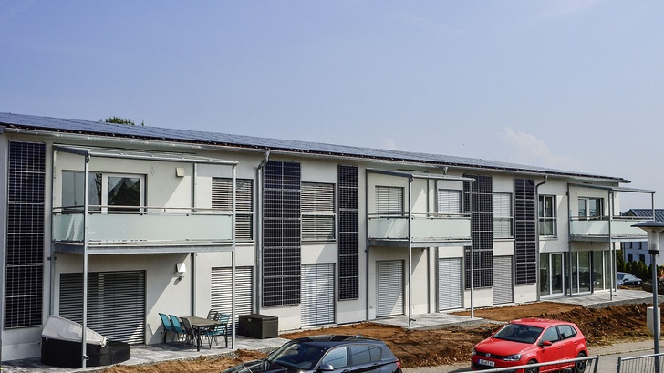 Platz ist in der kleinsten Hütte und jede Fassade hat Potential zur Energiegewinnung.