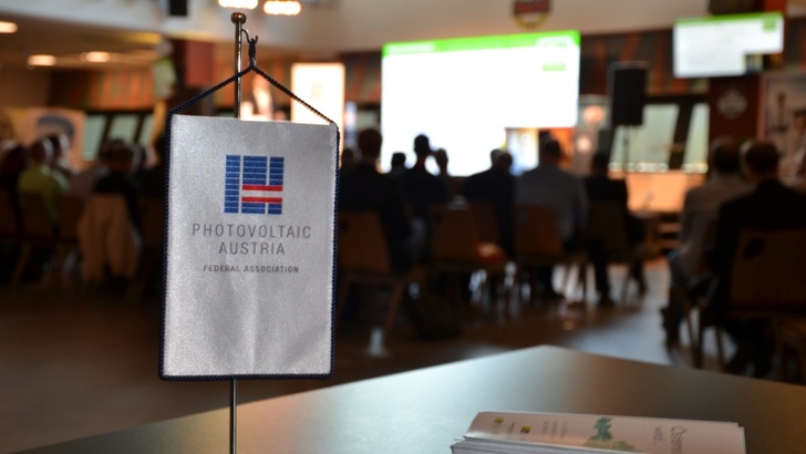 Auch in diesem Jahr ist die Speicherkonferenz von PV Austria wieder gut besucht und ein Ort für die Branche, um Neuigkeiten zu erfahren. - © Velka Botička
