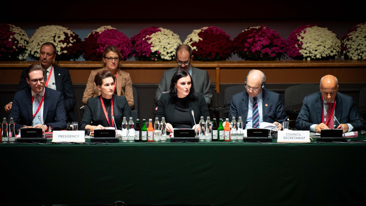 Noch haben die Umwelt- und Verkehrsminister die künftige Mobilität nur am grünen Tisch verhandelt. Erst in drei Jahren sollen konkrete Maßnahmen folgen.