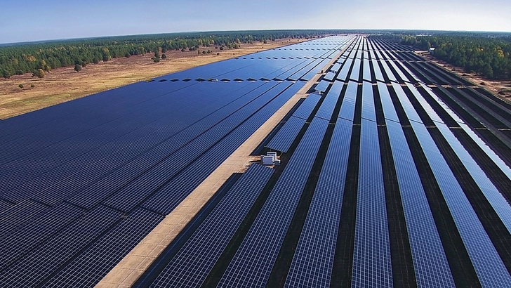 Der Weg führt in eine Zukunft mit immer mehr Ökostrom.