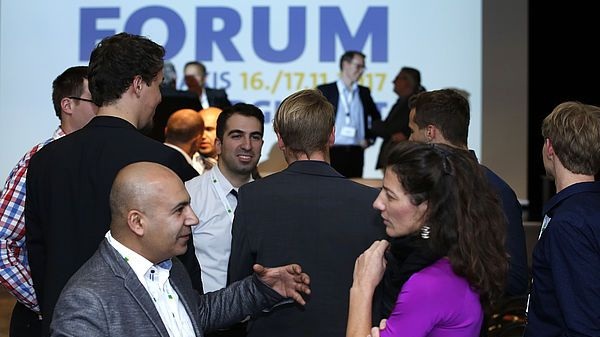 Das Forum bietet Elevator-Pitches der Aussteller sowie ausreichend Zeit für Networking.