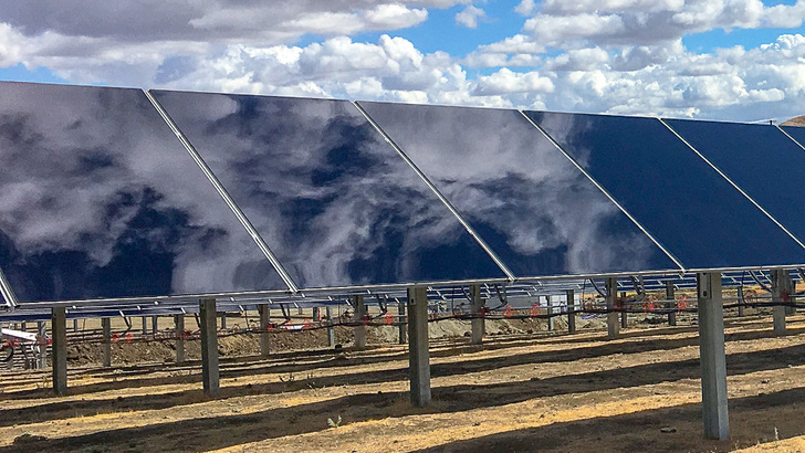 Damit eventuell auftretende Schäden an Modulen von First Solar schneller anerkannt werden, hat der amerikanische Modulhersteller das PI Berlin als Prüfinstitut anerkannt.