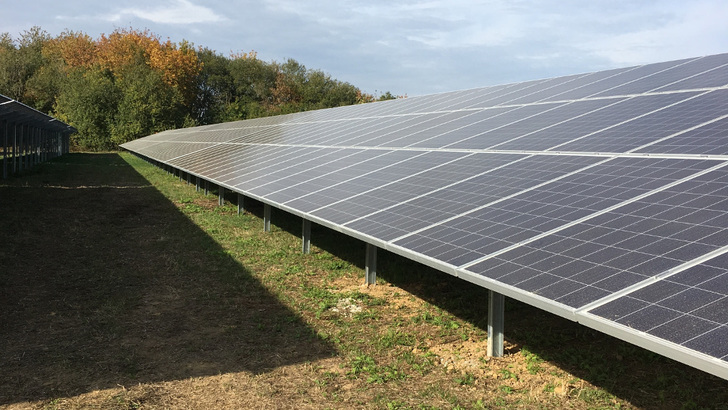 Der Projektierer musste vor dem Bau des Solarparks absichern, dass sich der Untergrund nicht mehr bewegt.